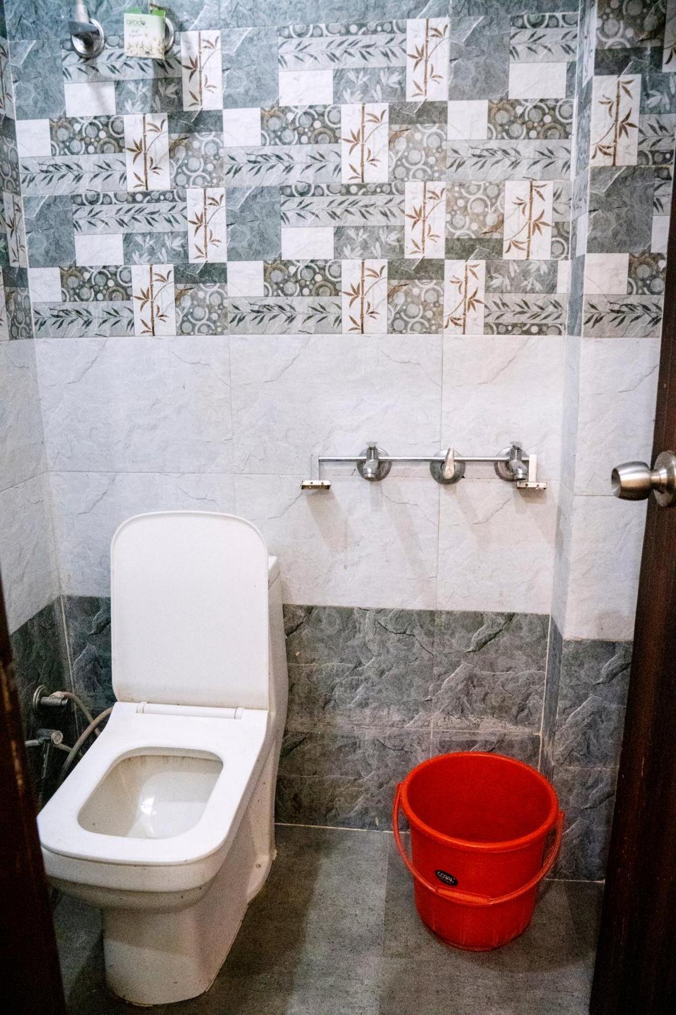 Hotel An Palace Агра Екстериор снимка